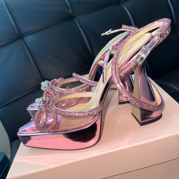 SOLD! MACH & MACH Brand New Double Bow Platform Pumps - Picture 3 of 4